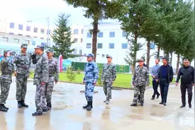 省军区司令员王文清一行到碌曲县检查指导“三项基础”建设工作图片