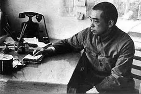 1959年彭德怀遭免职，与身边人苦闷说：我十分想念坤模同志图片