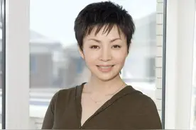 资深股民宋丹丹退休了，曾因炒股差点离婚，对股民的告诫情真意切图片