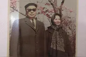 陈毅元帅39岁的时候，娶了18岁的妻子，相差21岁，后代子女都出息图片