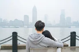 男人冷暴力到底多可怕？拒绝沟通，不吵不闹，活成了一个人的婚姻图片