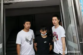 新余交警接上海警方电话后，抓了一名预约驾照考试的网逃图片