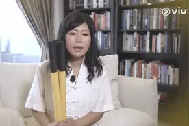 厉害！香港知名大师转战幕前发展赚得盆满钵满，自爆年收入过千万图片