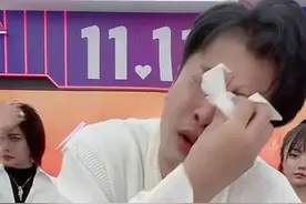 带货8个多亿稳居第一仍不满意，辛巴一度崩溃，哭着向品牌方道歉图片