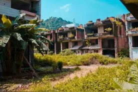 深圳烂尾别墅群,预估市值20亿元,荒废29年却成流浪汉“蜗居天堂”图片