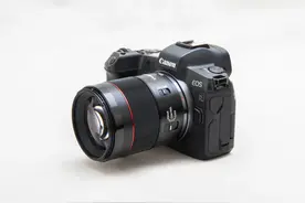 协议破解？永诺第一支RF卡口自动对焦镜头85mm F1.8R图片
