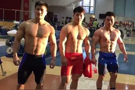 如何练出和吕小军一样的肌肉身材？做好这几点让肌肉更饱满有力图片