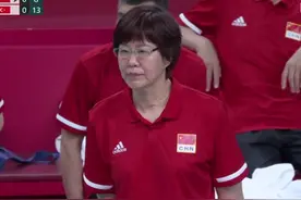 中国女排0:3被土耳其横扫，朱婷失常，郎平:朱婷伤势严重用不上劲图片