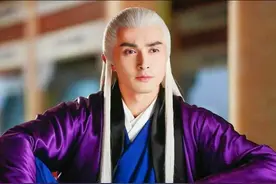 男星古装白发：任嘉伦神采不凡，杨洋俊朗帅气，胡歌：你们都让让图片