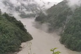 如梦如幻的雅鲁藏布江大峡谷，墨脱——此生必须去一次。图片