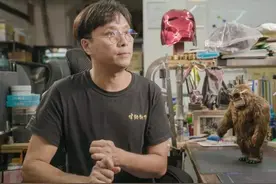 因做道具过于逼真，遭警方逮捕后被判刑，50岁的他到底有多牛？图片