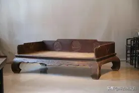这种几百年的老床现在很少有人能认识，可能很值钱图片