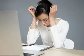 女性临近绝经，身体或会出现3个变化，建议45-55岁的女性多留意图片