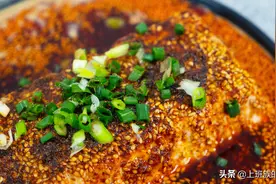 吃了很多年豆腐，原来还有这做法。不用切不用炒，简单还美味图片