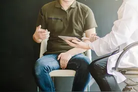 每7对育龄夫妇中就有1对不孕不育，男性因素占四五成，看专家如何“绿洲”寻宝图片