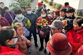 “闺女，终于找到你了”这一刻她等了二十多年图片