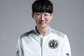 LOL：“未经他人苦，莫劝他人善！”PDD评价宁王和德云色撕逼一事图片