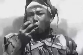 王近山的女儿讲述她的养父司机爸爸朱铁民和司令爸爸相识的故事图片