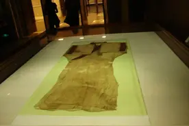 禁止出国文物中屈指可数的衣物，故宫博物院唯一一件北宋真品上线图片