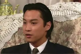 谭耀文罕晒父子合影，14岁儿子太像老爸，学习成绩优异获年级第二图片