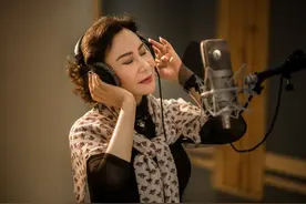 抗疫歌曲一战成名后，马小秋首支情歌《思君情》来了图片