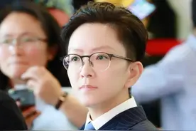 王珮瑜回应质疑：现在多么离经叛道都不怕，因为我‘回得来’图片