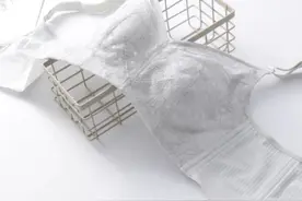 厚胸垫文胸好还是薄胸垫文胸好，你更喜欢哪个图片