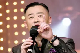 54岁的周立波从“脱口秀一哥”到“人人喊打”，他做了哪些荒唐事图片