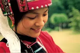 顾城：不疯魔不成活图片