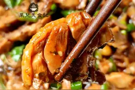 年夜饭做凉拌鸡，不要马上下锅煮，记住3点，味鲜肉嫩，麻辣入味图片