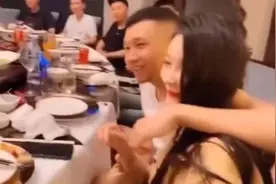 天佑与董莹莹亲密照被爆？某音开播，透露将出席刘一手生日现场！图片