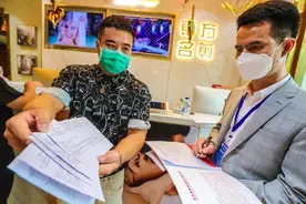 北京美发美容业自查自纠疫期经营防疫措施，7万余人完成核酸检测图片