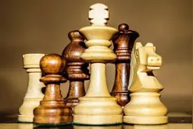 下棋时需要注意的实战技巧图片
