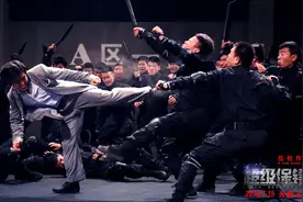 凭这场“以一敌百”的对打，这部诚意满满的功夫片，就值得看图片