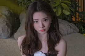 清纯“谋女郎”遭信誉危机！父母经营舞蹈机构致女孩瘫痪，同时牵出刘浩存更改年龄的疑云图片