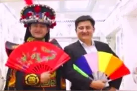 莎车小伙多年自学川剧变脸，一次变超20张图片