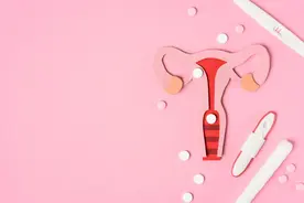 女生洗澡时会站着尿尿吗？别不好意思，先了解一下是好是坏图片