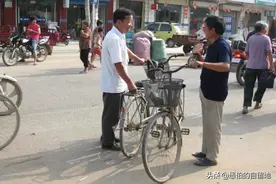 纪实：我们村里的那个傻子图片