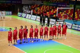 川军战全运 | 四川U19女篮闯入全运会四强“女版奥尼尔”刘禹彤闪耀赛场图片