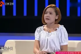 母亲病重，男孩无奈找了个女孩假扮女友，女孩竟然看上了男孩图片