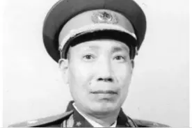 他17岁踏上革命征途，24年后回乡探亲，竟然赔了乡政府一匹马图片
