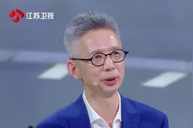 《大脑》杨易吹捧陈小桥提及水哥，没想到却触碰了观众的“底线”图片