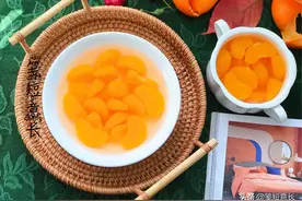 秋天桔子红，买2斤做罐头，加1种食材煮5分钟，清甜补水又营养图片