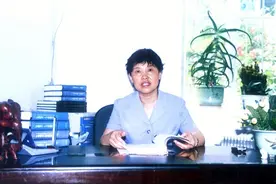 从一名下岗女工到卖十三香抓住商机最后成为“千万富翁”图片
