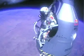 世界最高跳伞纪录！坐卫星跳下来！5个极限运动！倍儿爽！视频封面