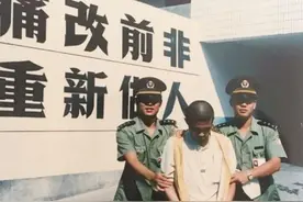 我爸发现我妈跟别人好了，扬言要杀了她，结果被我舅舅送进了监狱图片