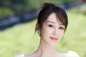 时隔8年再度合作杨紫，主角变配角，大杨紫五岁却称呼杨紫为前辈图片