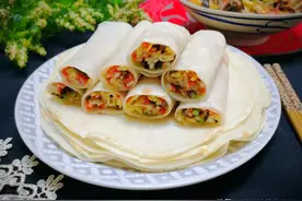 立春吃春饼，这个做法真好，不用上锅蒸，柔软又筋道，凉了不硬图片