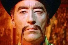 农村俗语：“麻面青须不可交，两腮无肉大弯腰”，到底是啥意思？图片