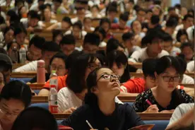 12年义务教育要来了？2025年将有可能在南方试行，值得期待图片